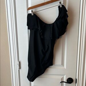 Black Ruffled One-Shoulder swimsuit resort vacation frilly comfy full coverage